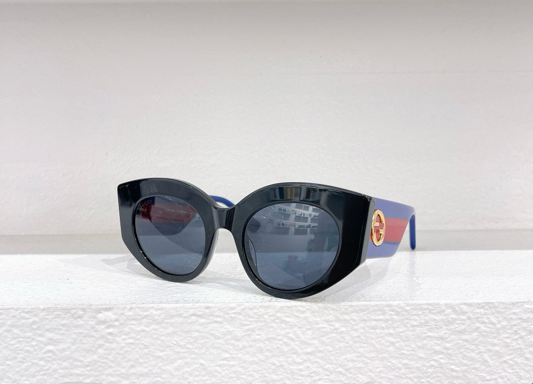 Schwarze und braune Sonnenbrille