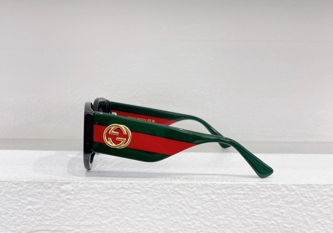 Schwarze und braune Sonnenbrille