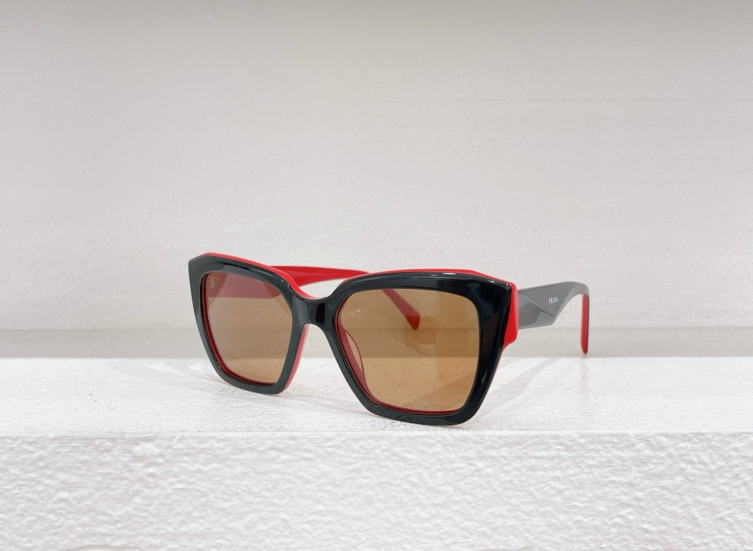 Mehrfarbige Sonnenbrille
