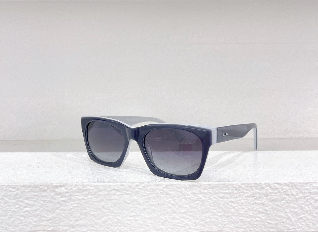 Mehrfarbige Sonnenbrille