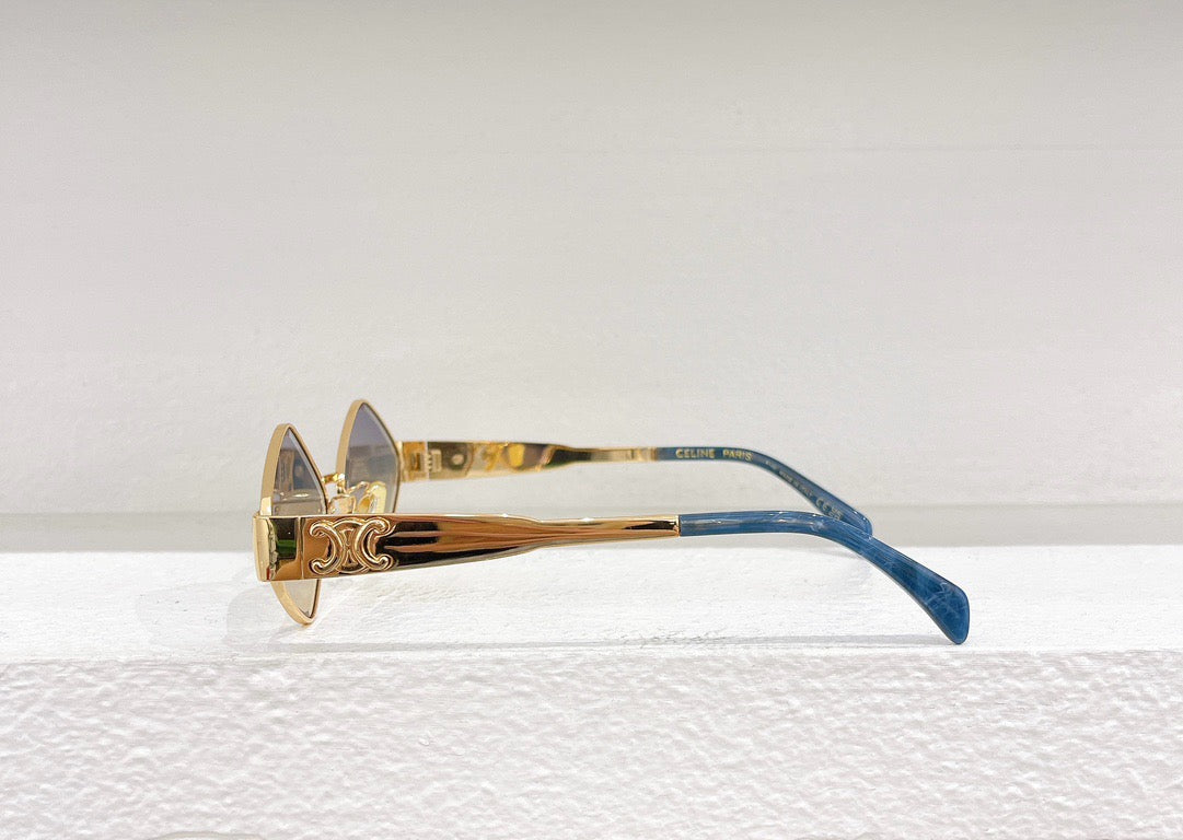 Schwarze, weiße, rosa und braune Sonnenbrille