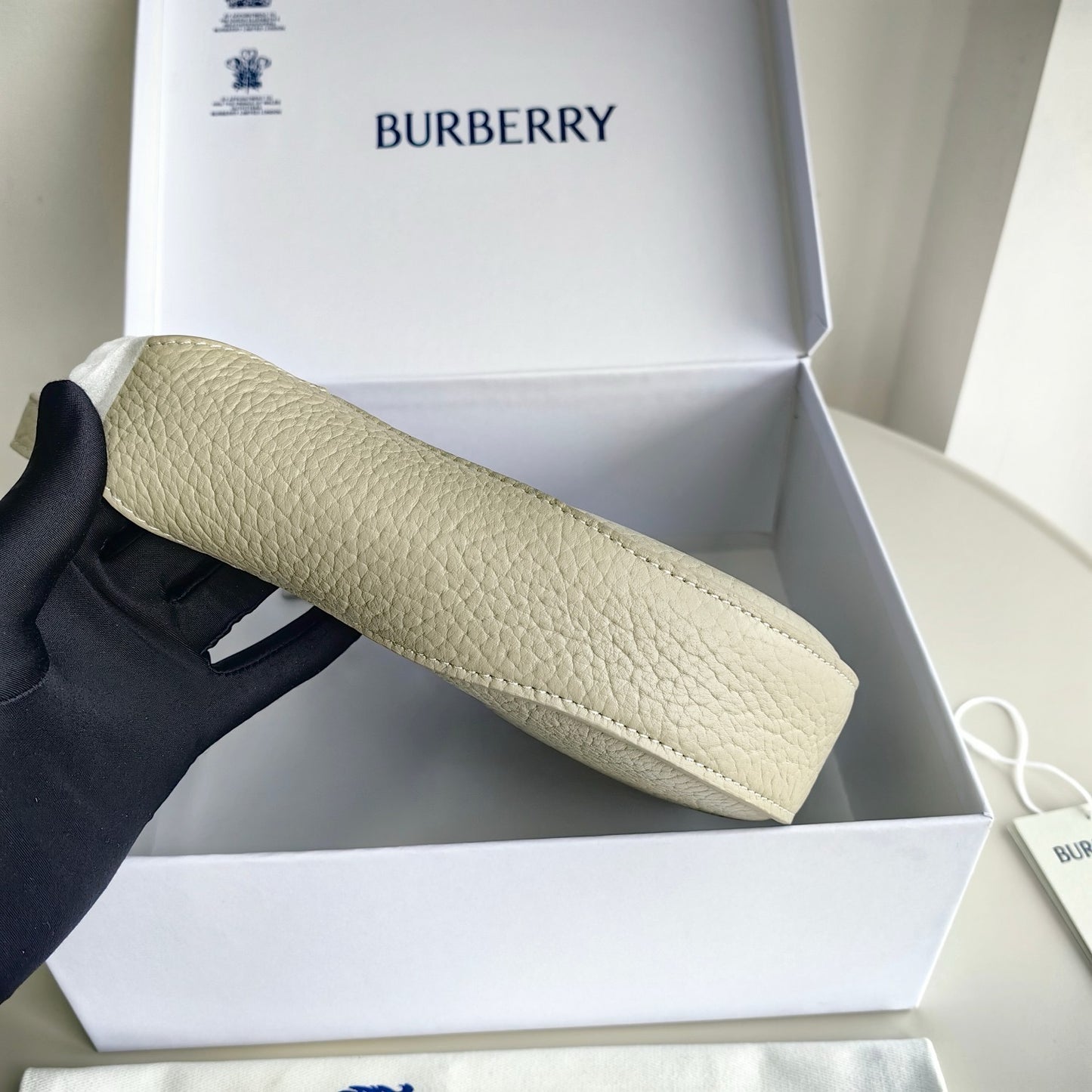 Bolso verde, caqui y negro