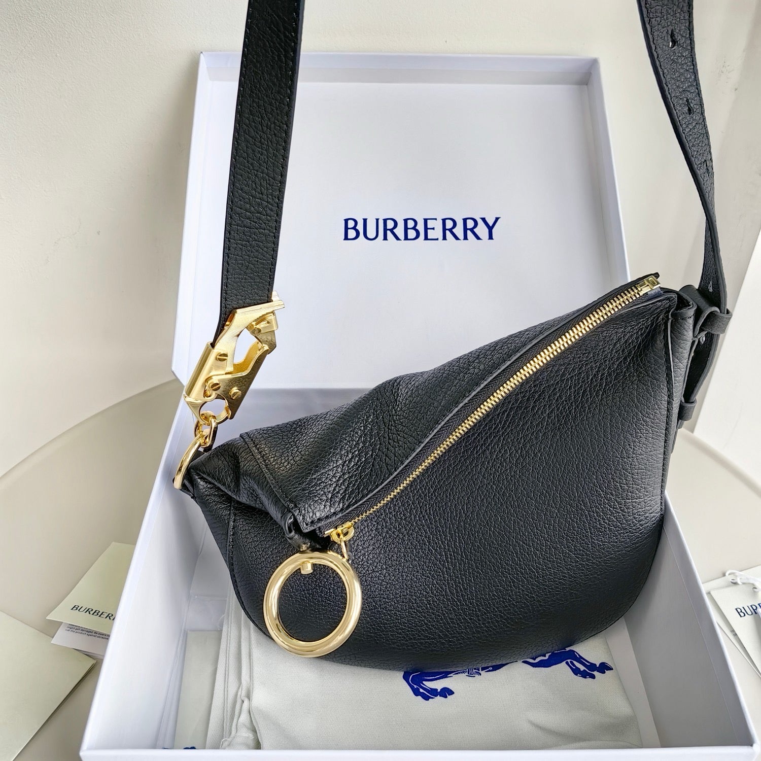 Schwarze Tasche