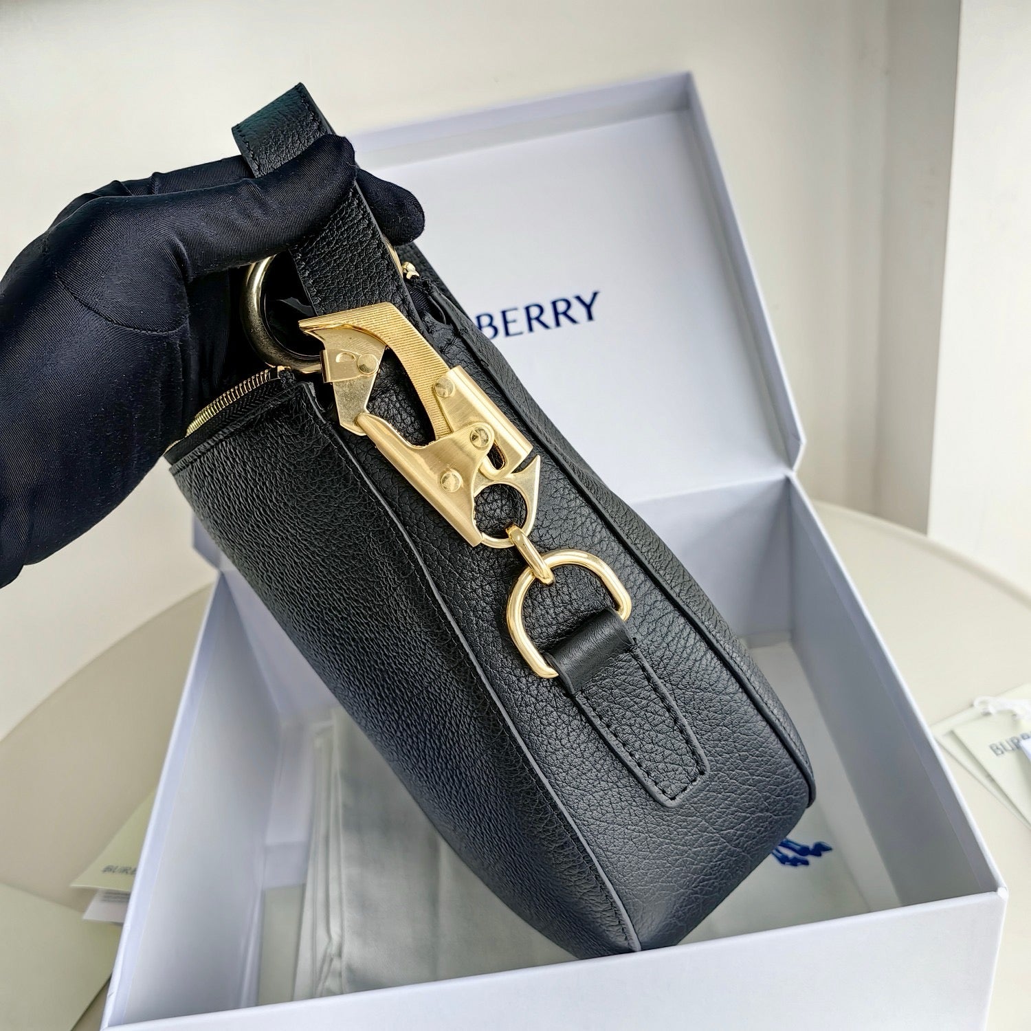 Schwarze Tasche