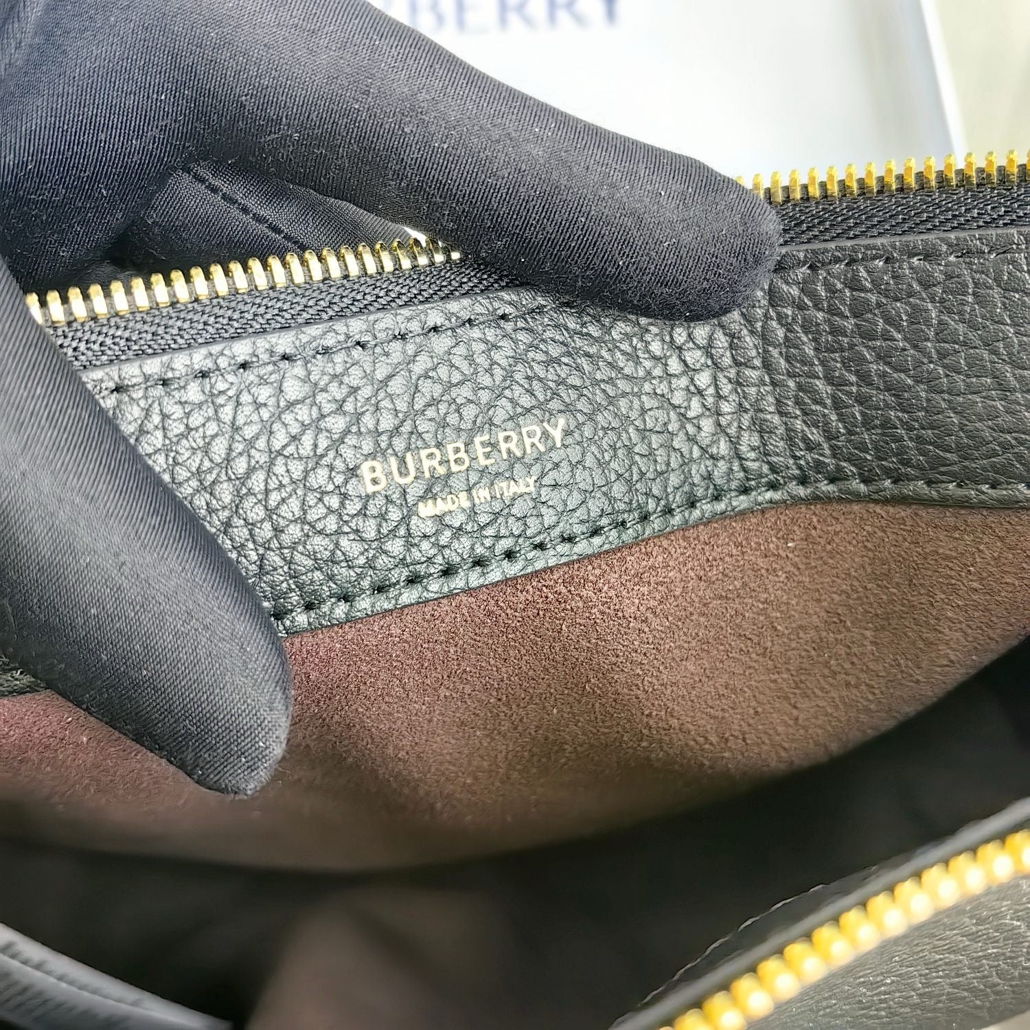 Schwarze Tasche