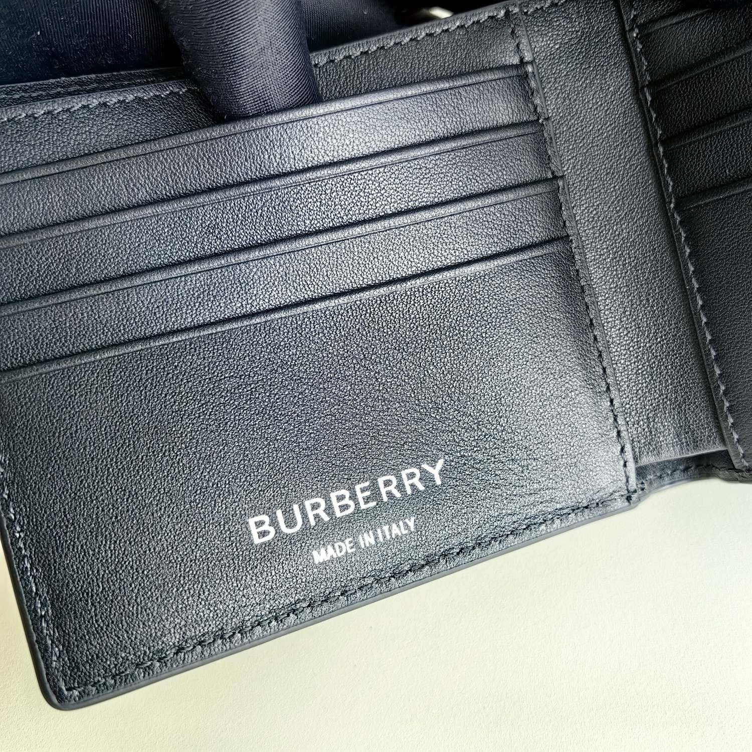 Blue Wallet - FashionHype.xyz