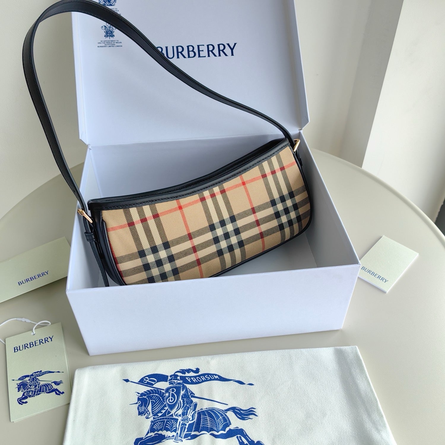 Mehrfarbige Tasche