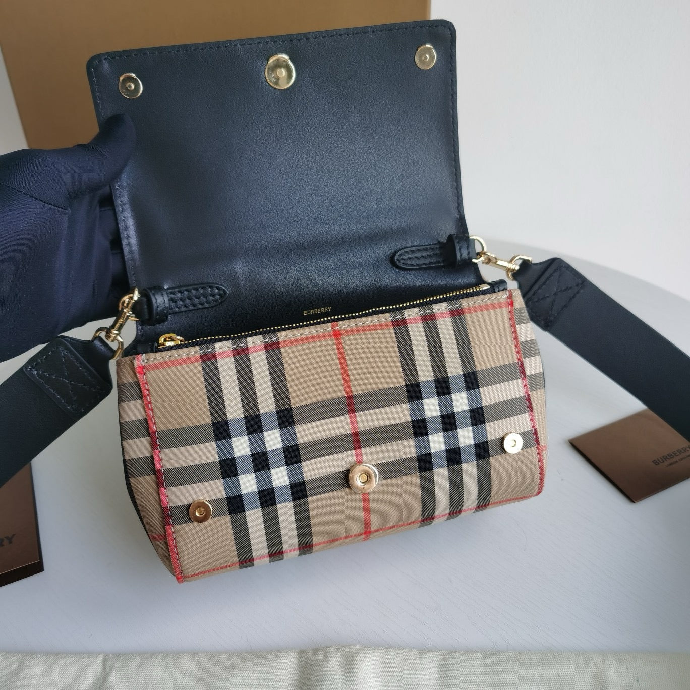 Mehrfarbige Tasche