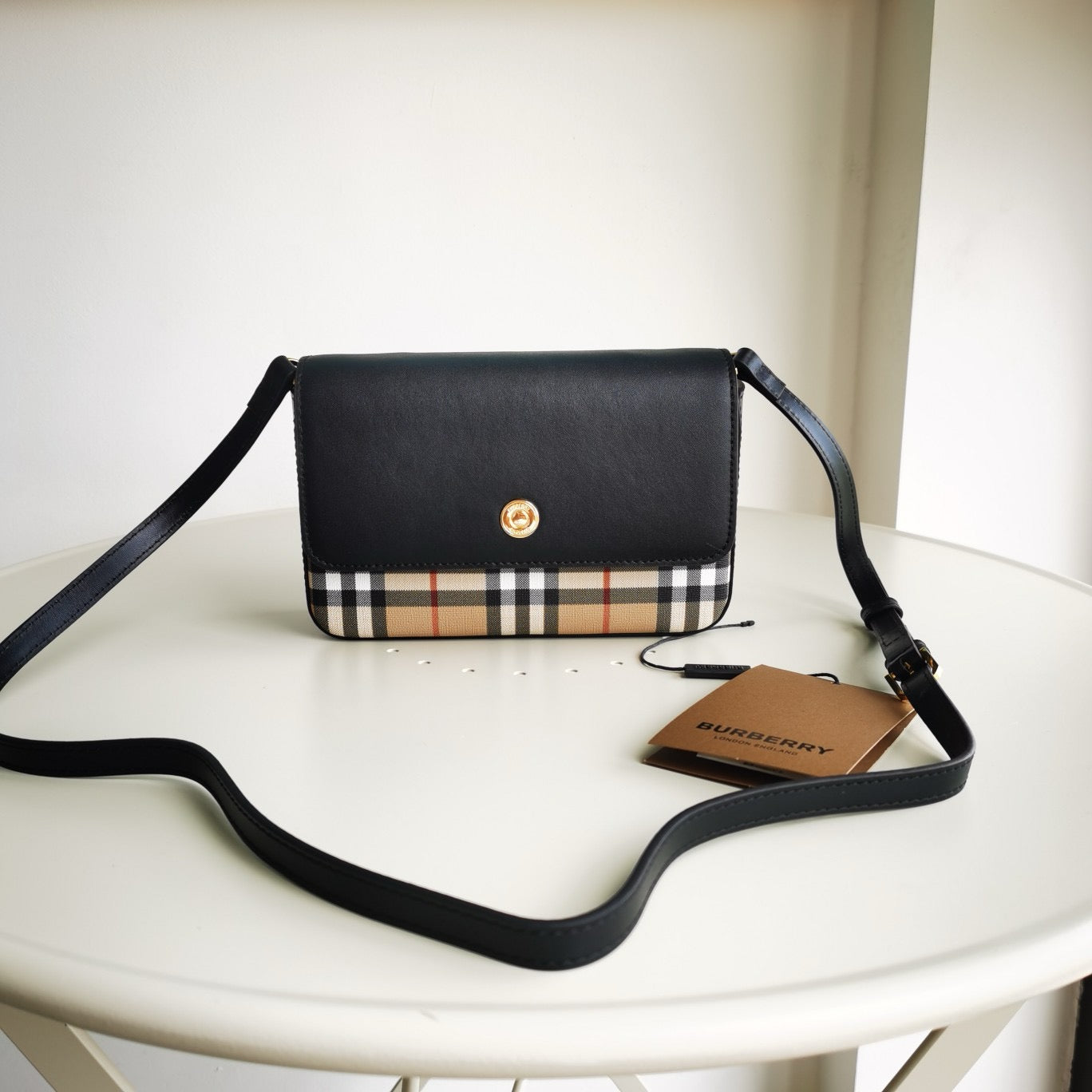 Mehrfarbige Tasche