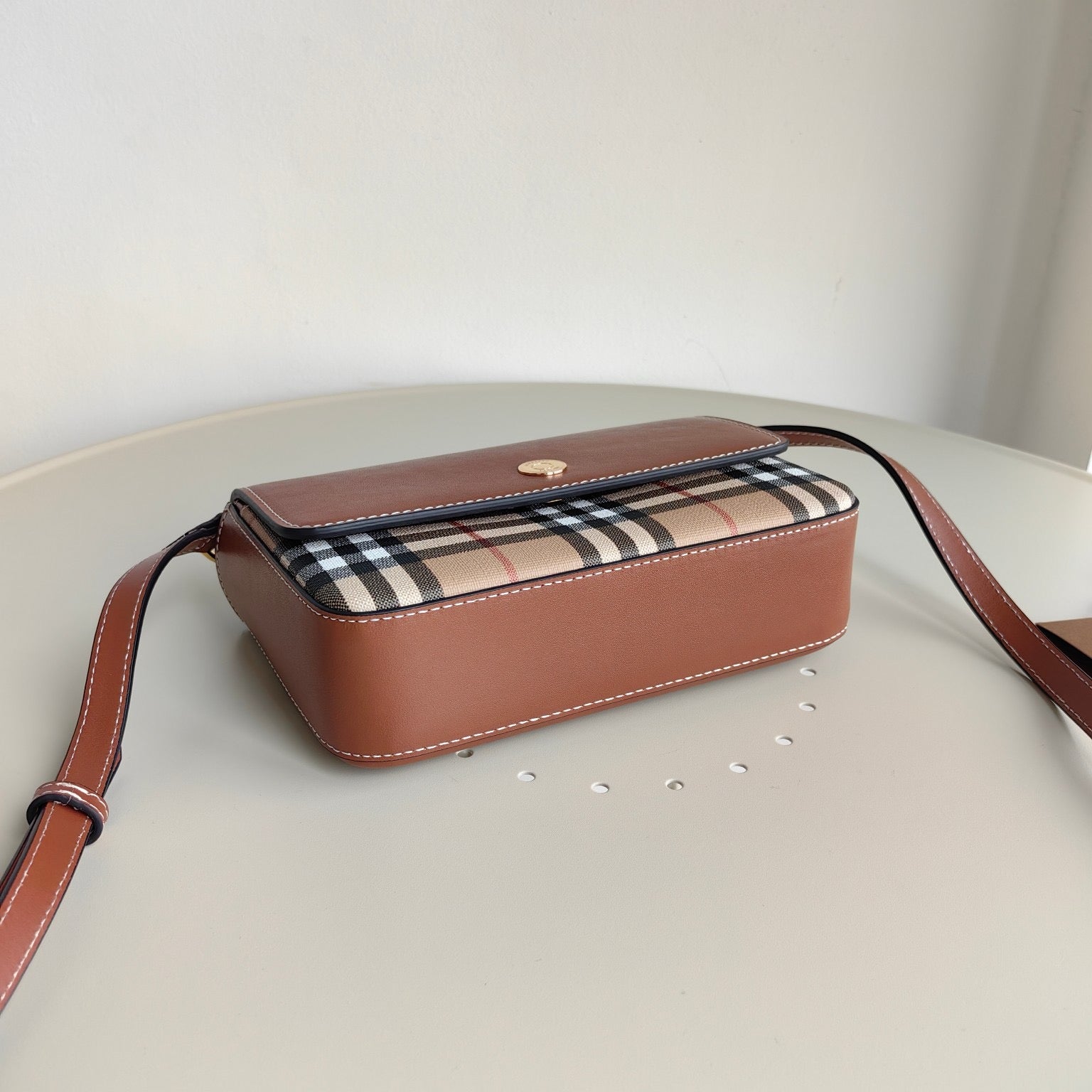 Mehrfarbige Tasche
