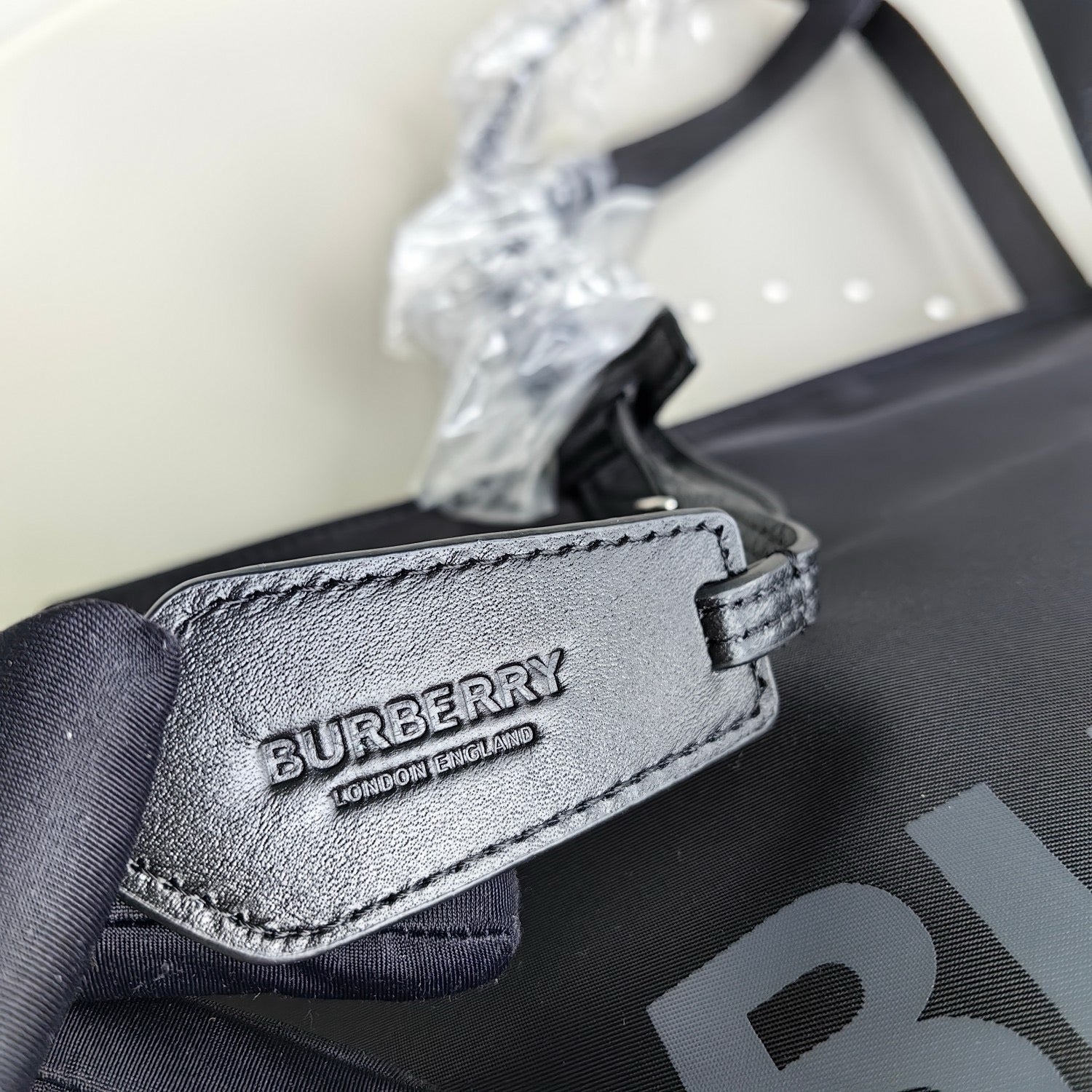 Schwarze Tasche