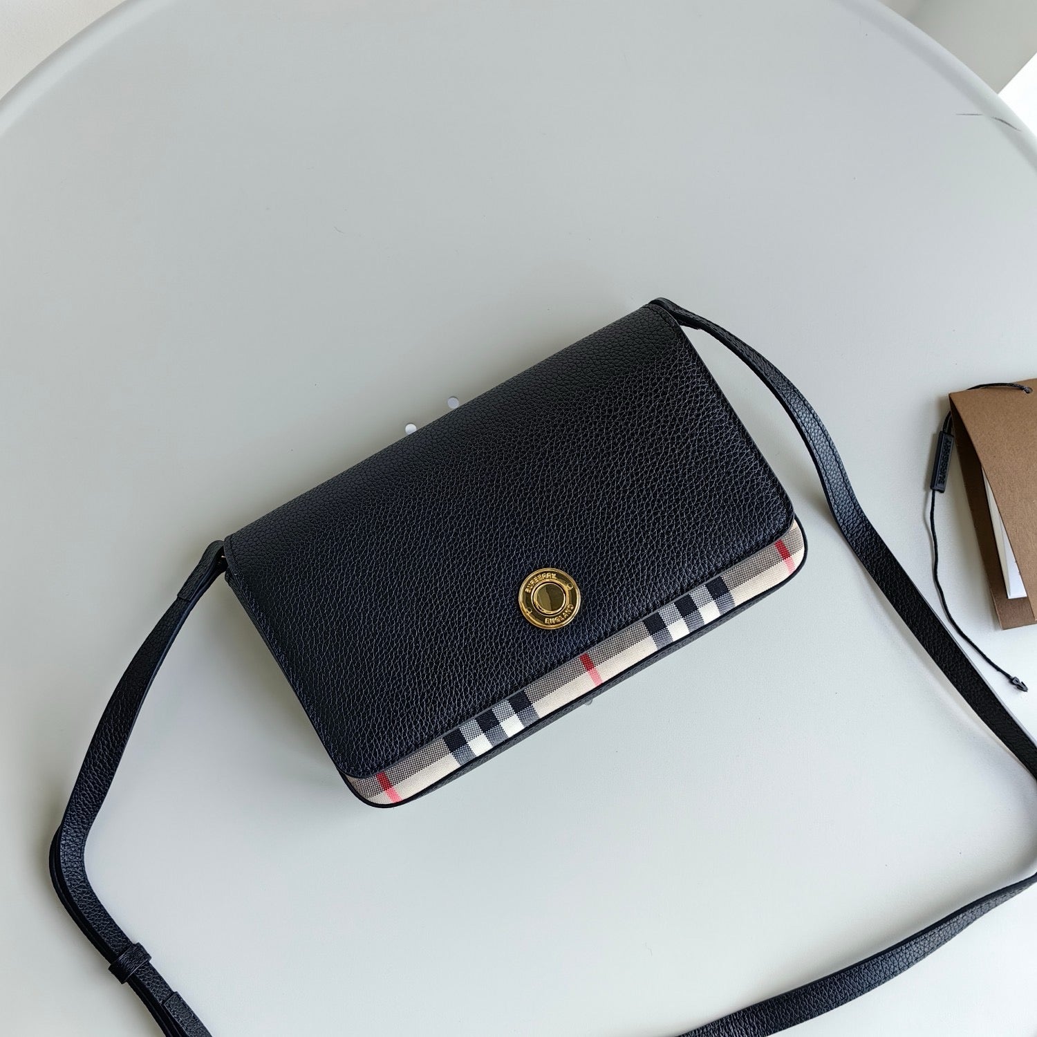 Mehrfarbige Tasche