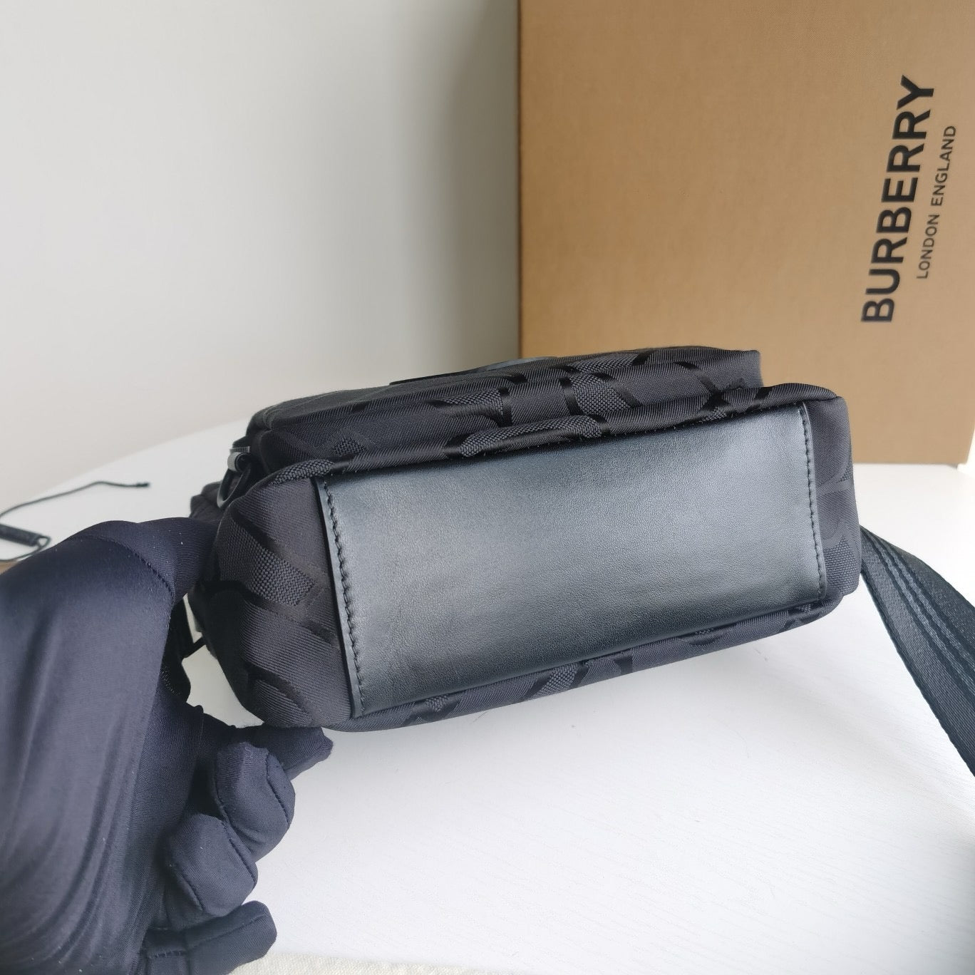 Schwarze Tasche