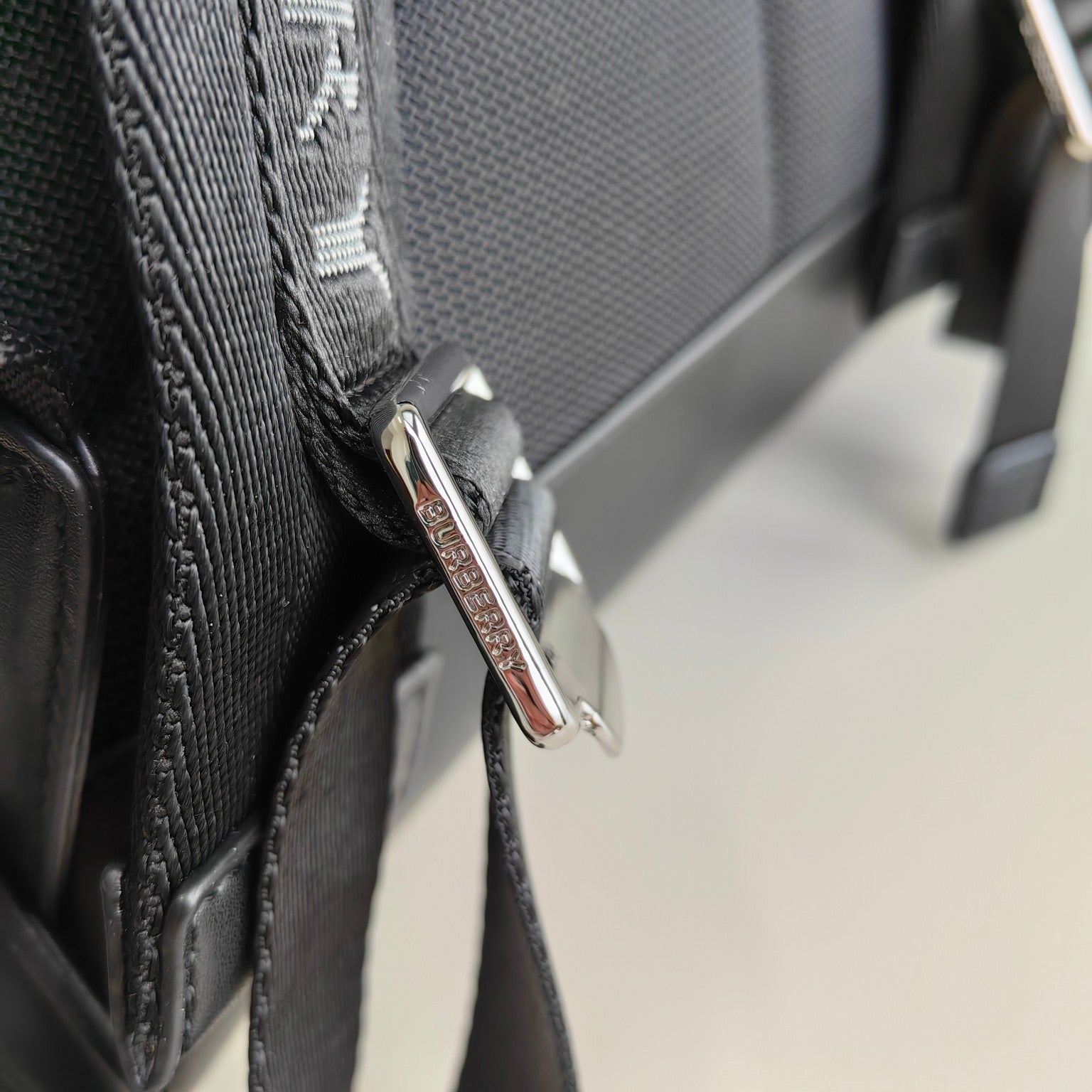 Schwarze Tasche