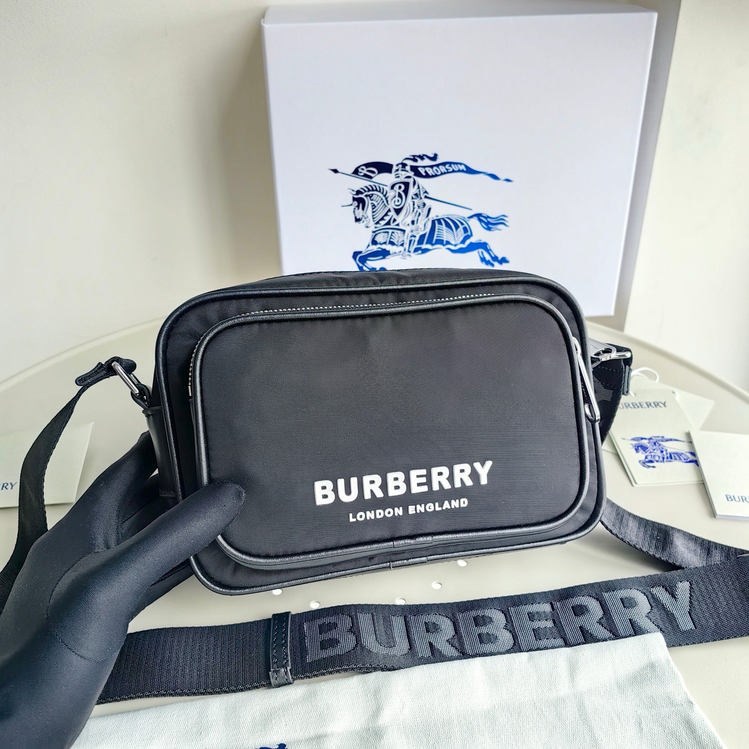 Schwarze Tasche