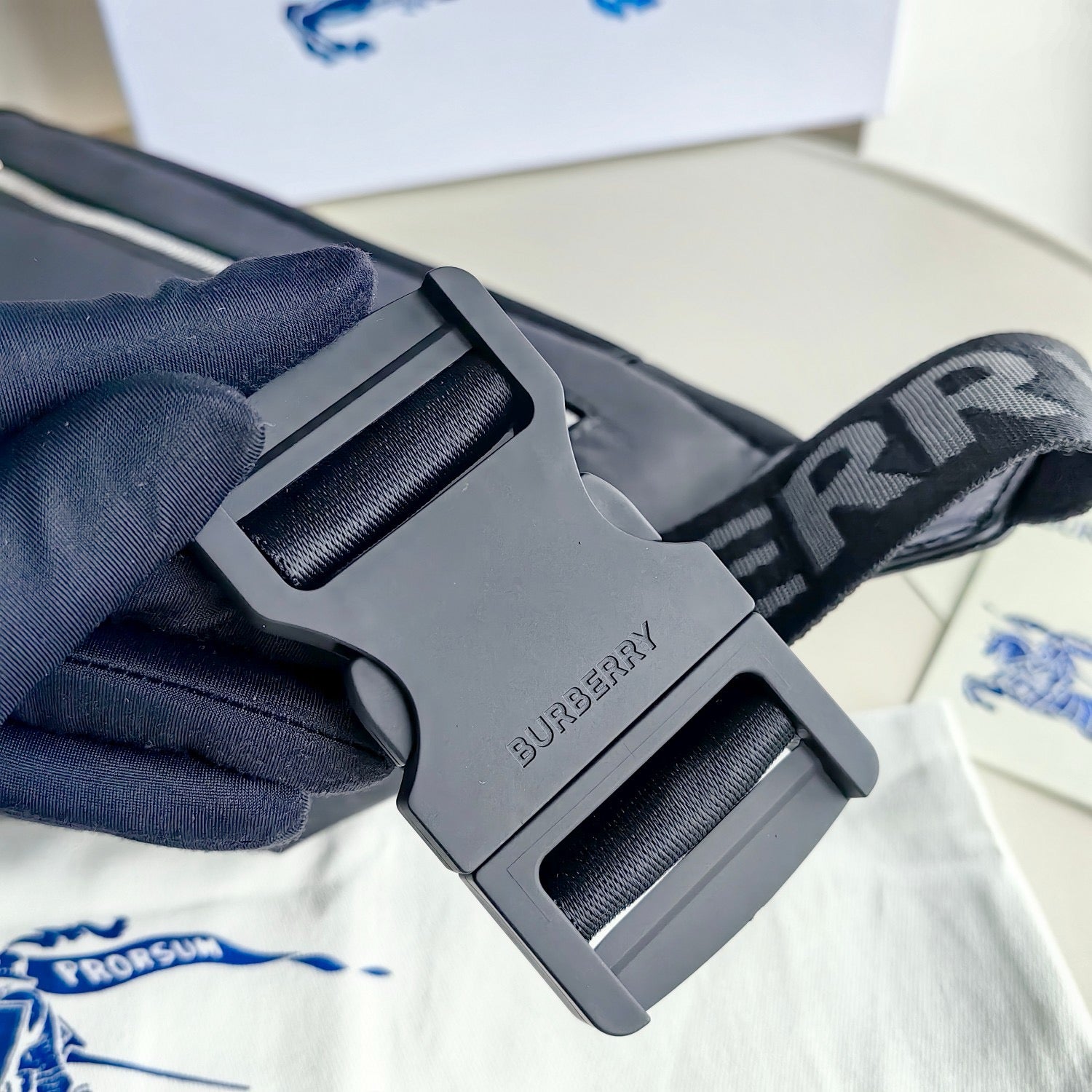 Schwarze Tasche