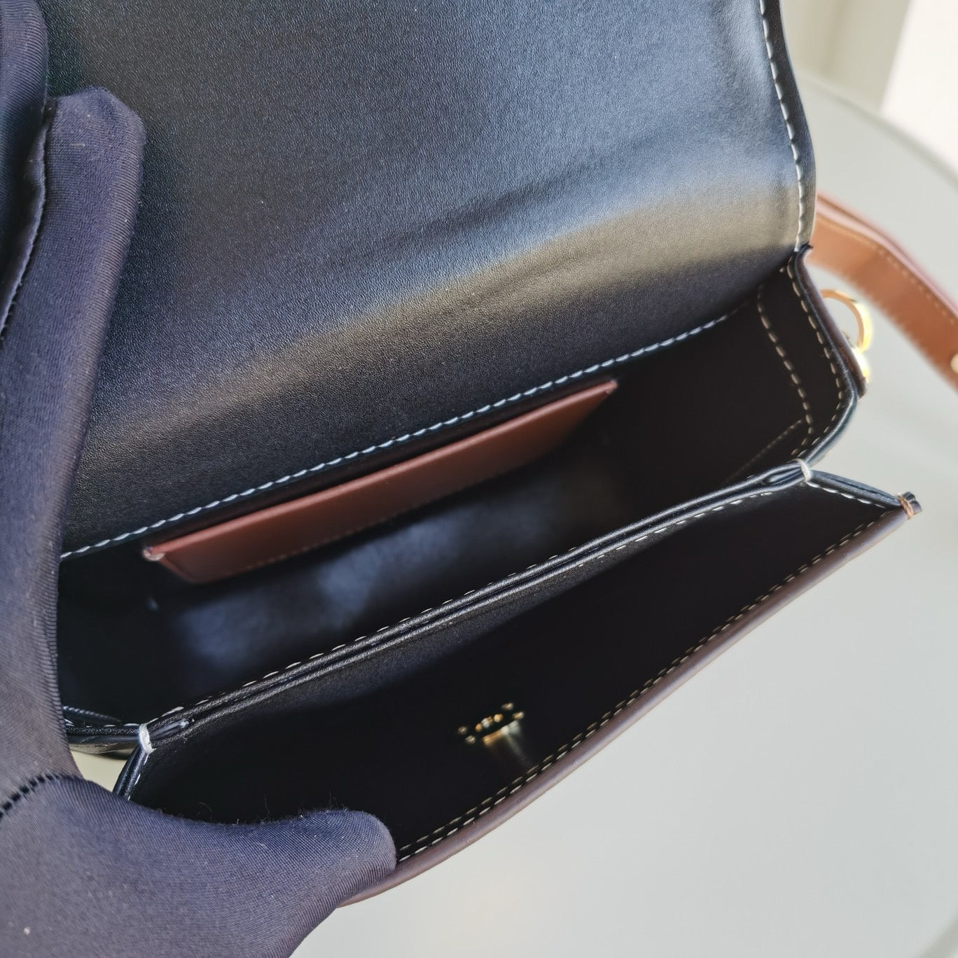 Mehrfarbige Tasche