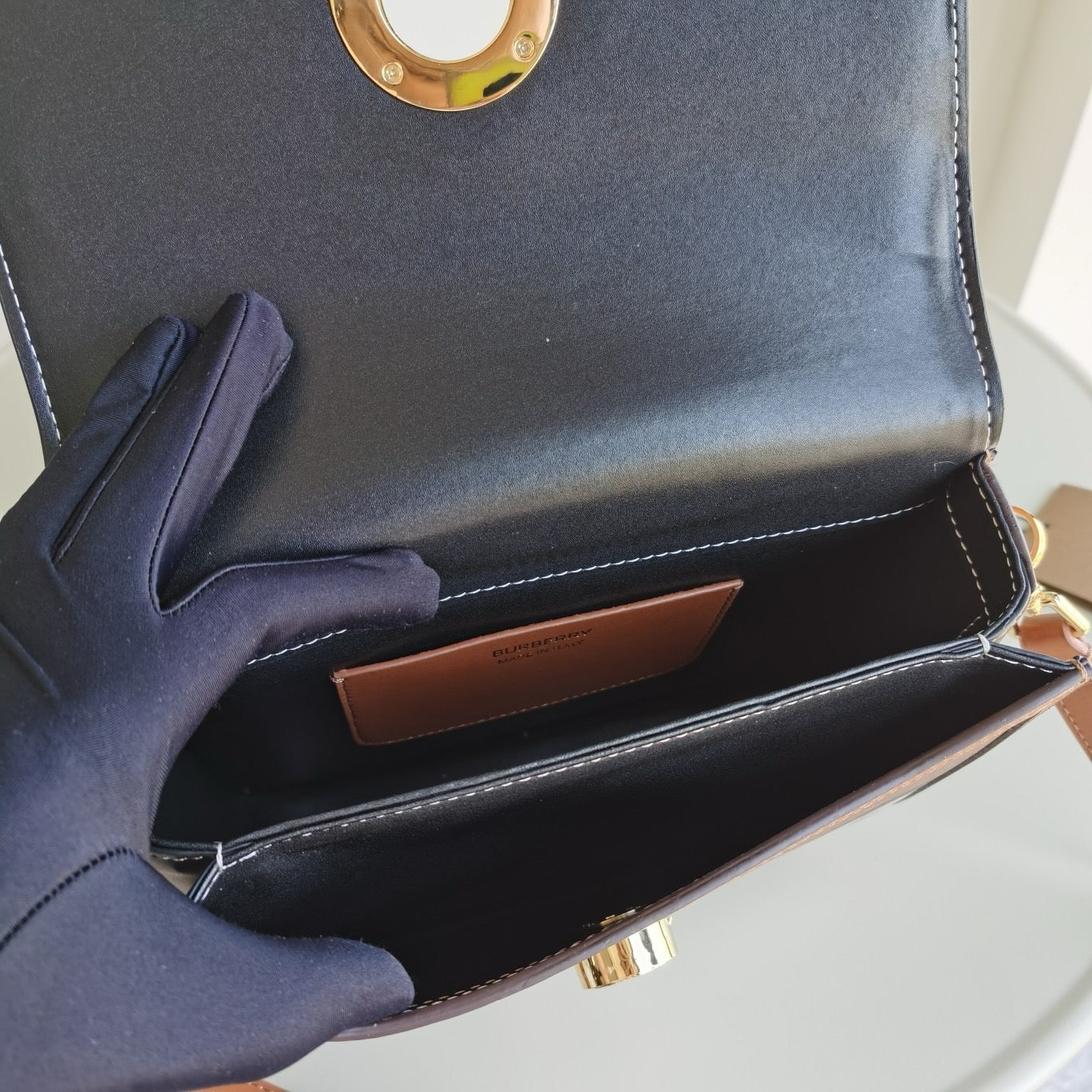 Mehrfarbige Tasche