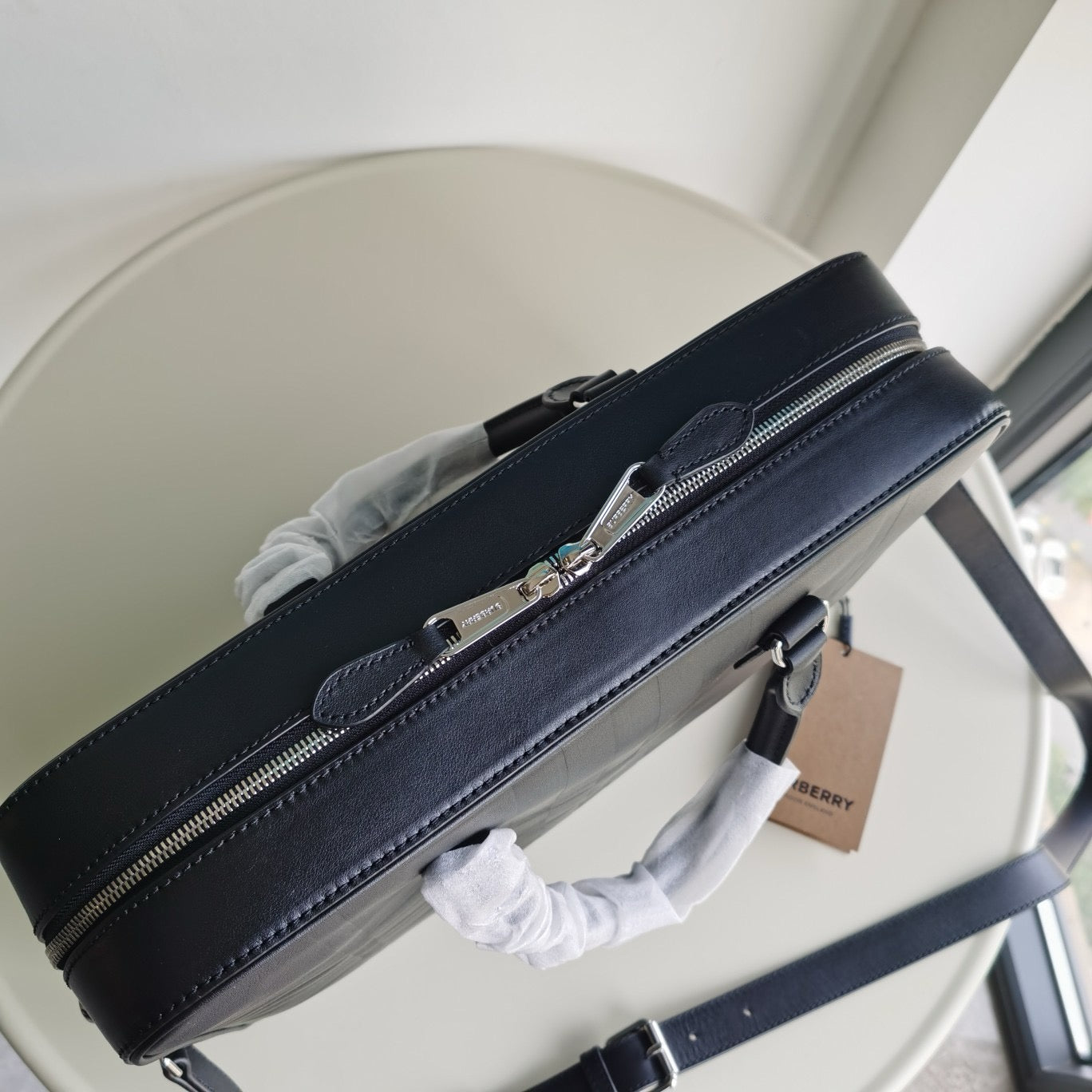 Schwarze Tasche