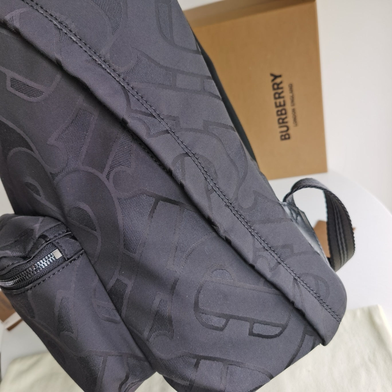 Schwarze Tasche