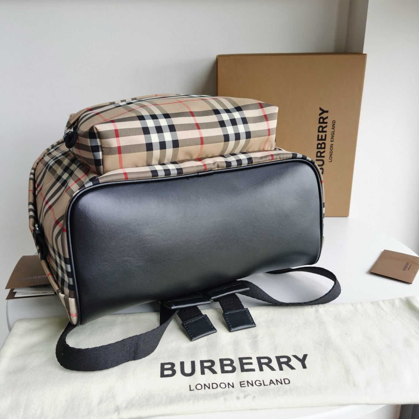 Mehrfarbige Tasche