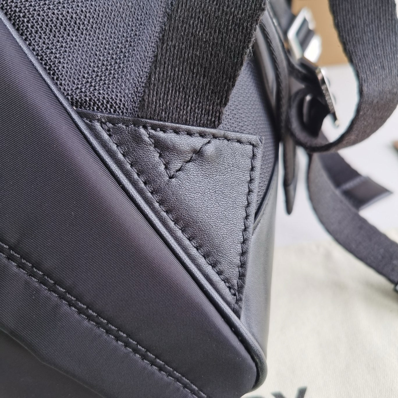 Schwarze Tasche
