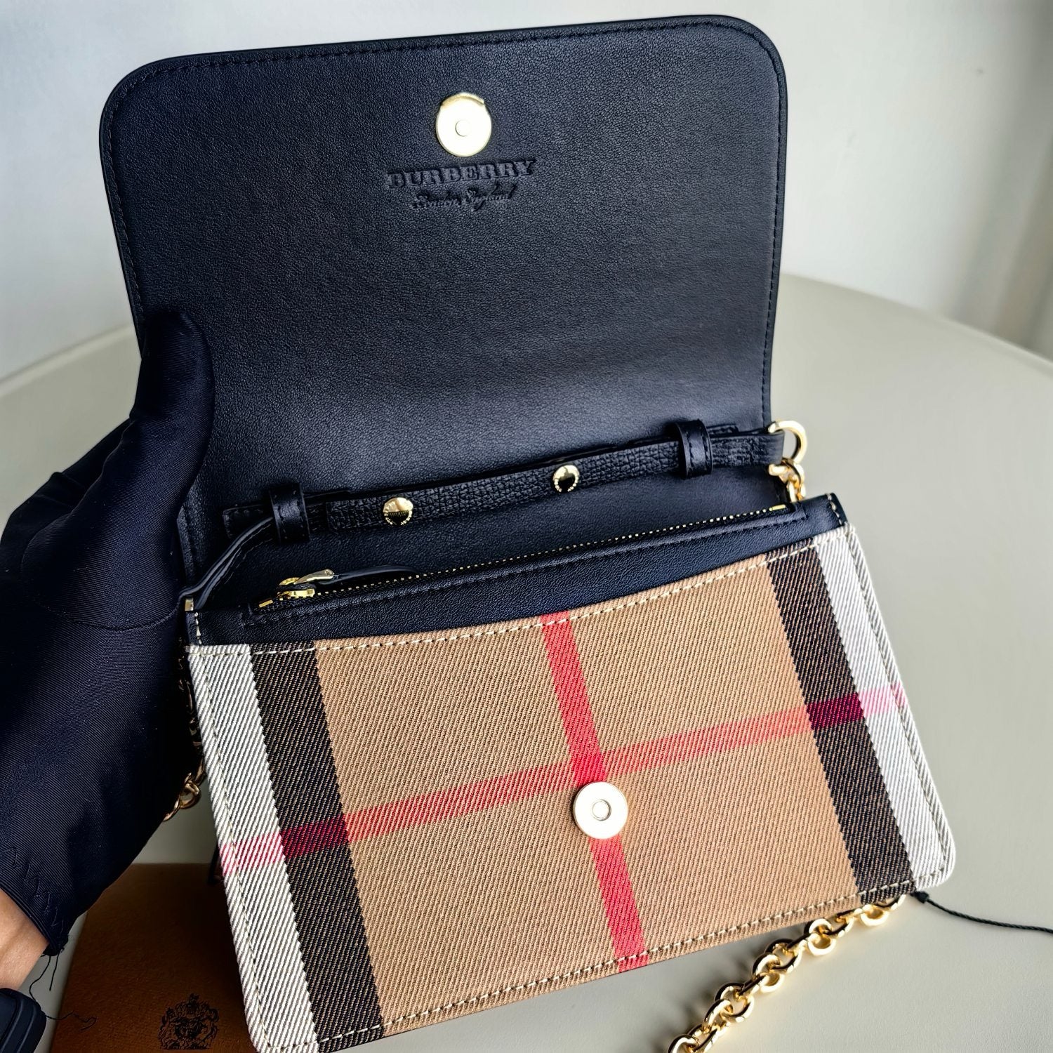 Mehrfarbige Tasche