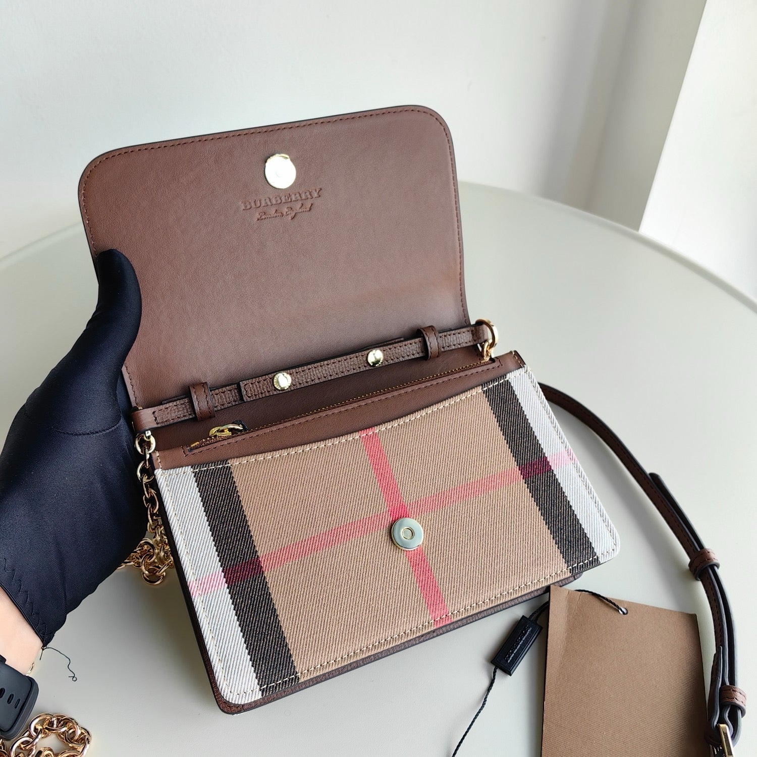 Mehrfarbige Tasche