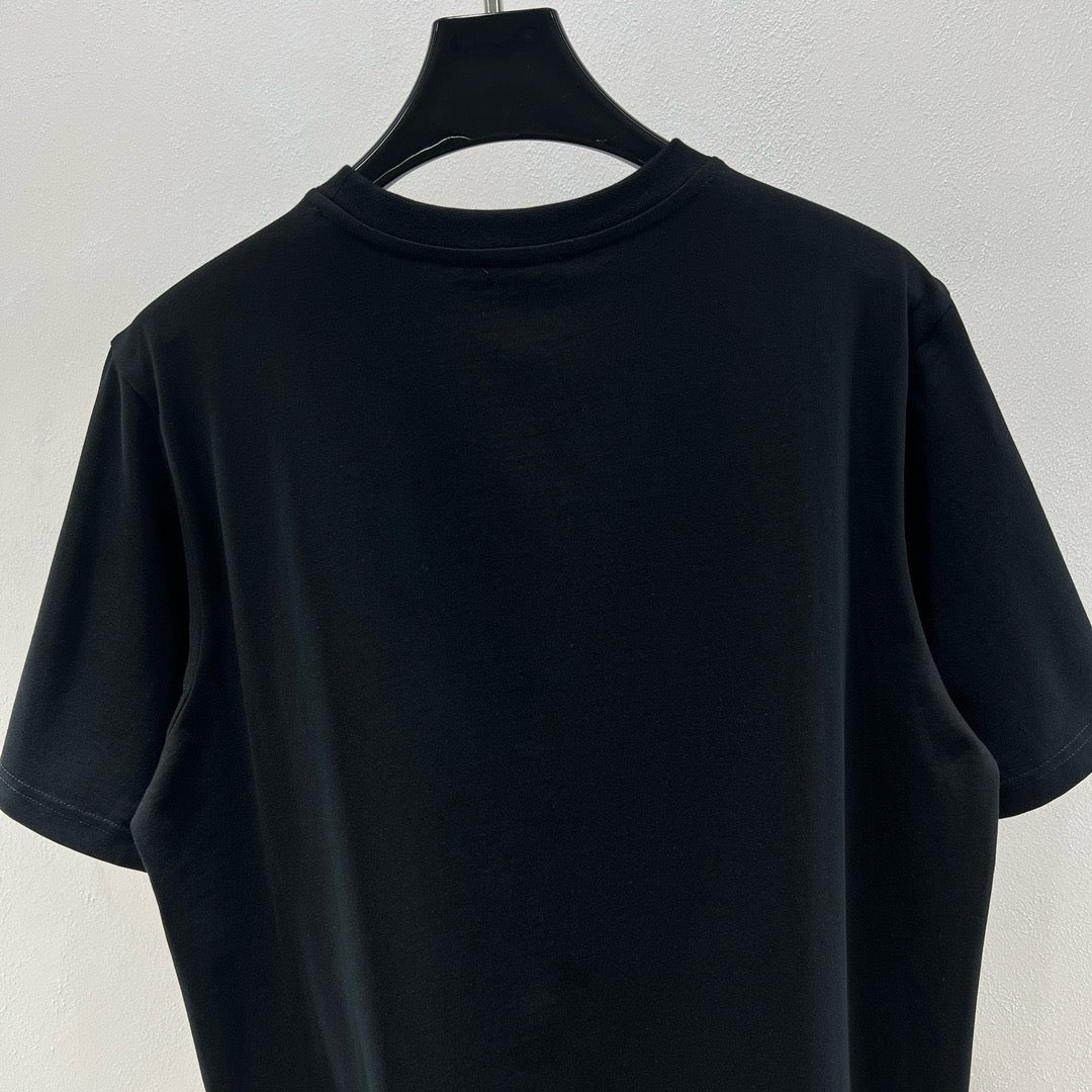 Schwarzes T-Shirt