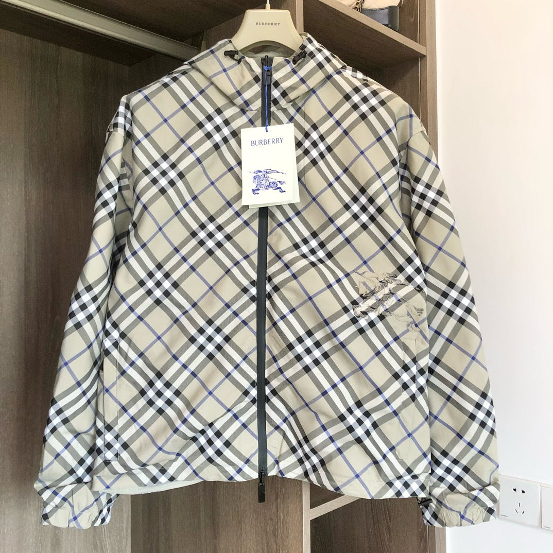 Mehrfarbige Jacke