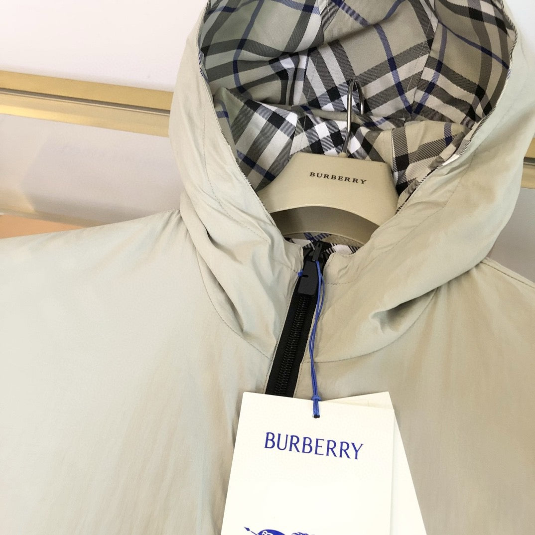 Mehrfarbige Jacke