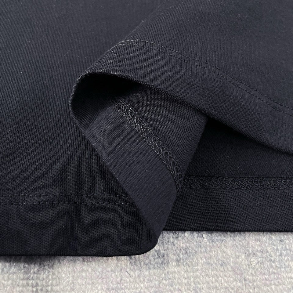 Schwarzes T-Shirt