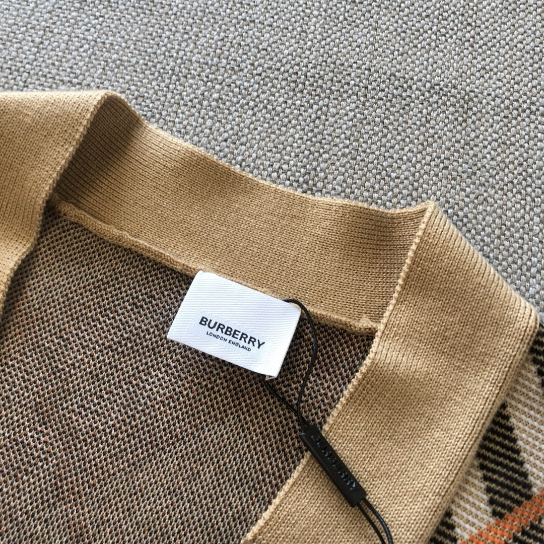 Mehrfarbige Jacke