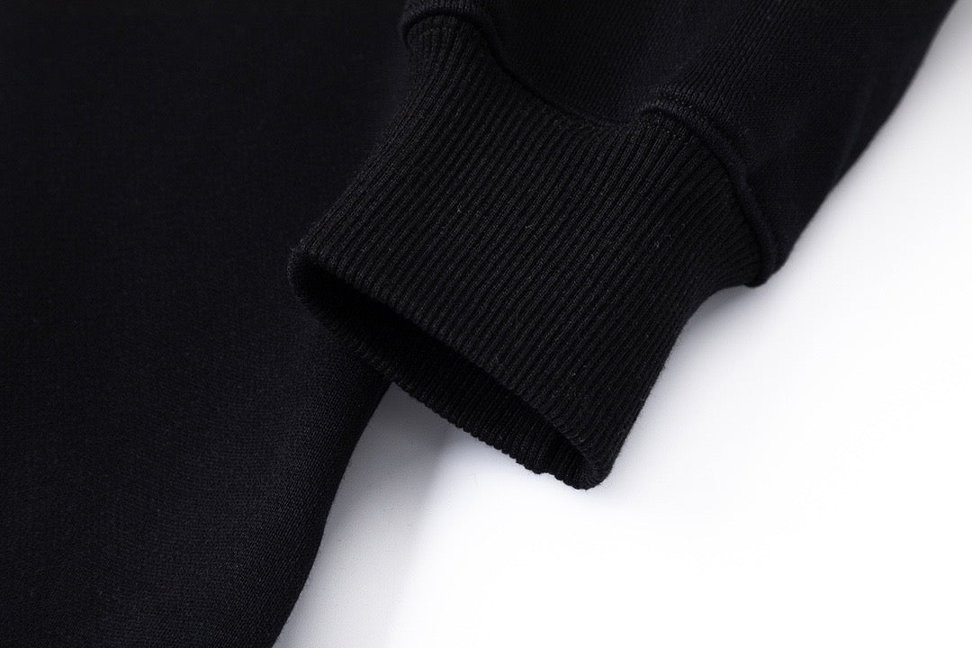 Schwarzes Sweatshirt