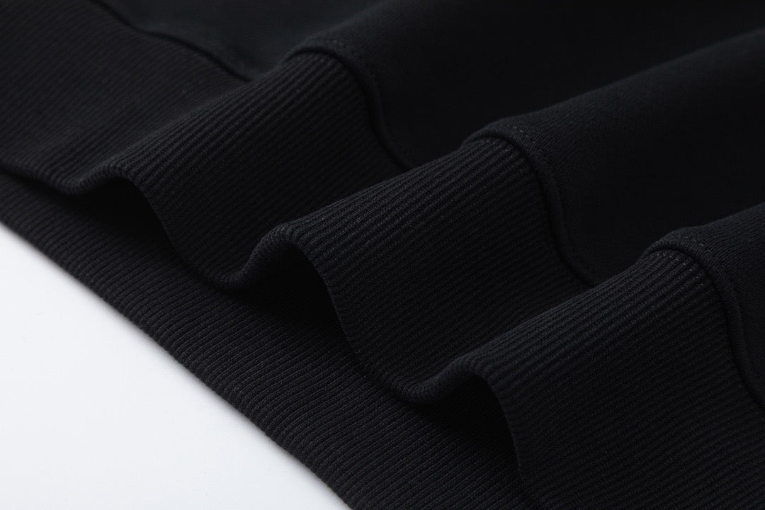 Schwarzer Hoodie