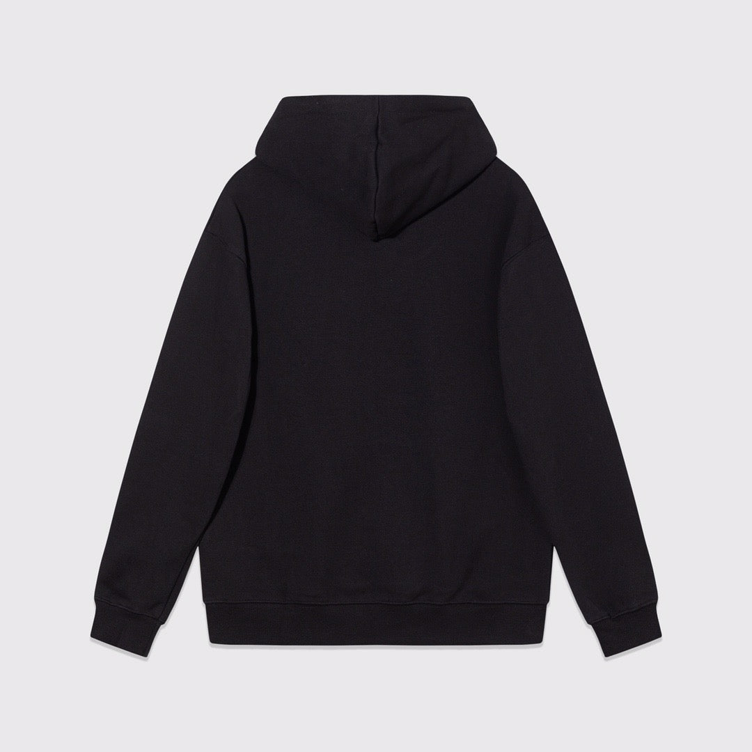 Schwarz-weißer Kapuzenpullover