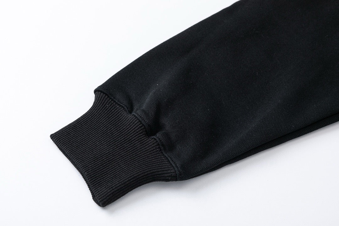 Schwarzes Sweatshirt