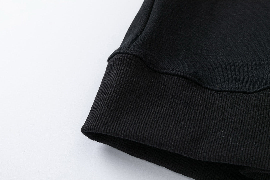 Schwarzes Sweatshirt