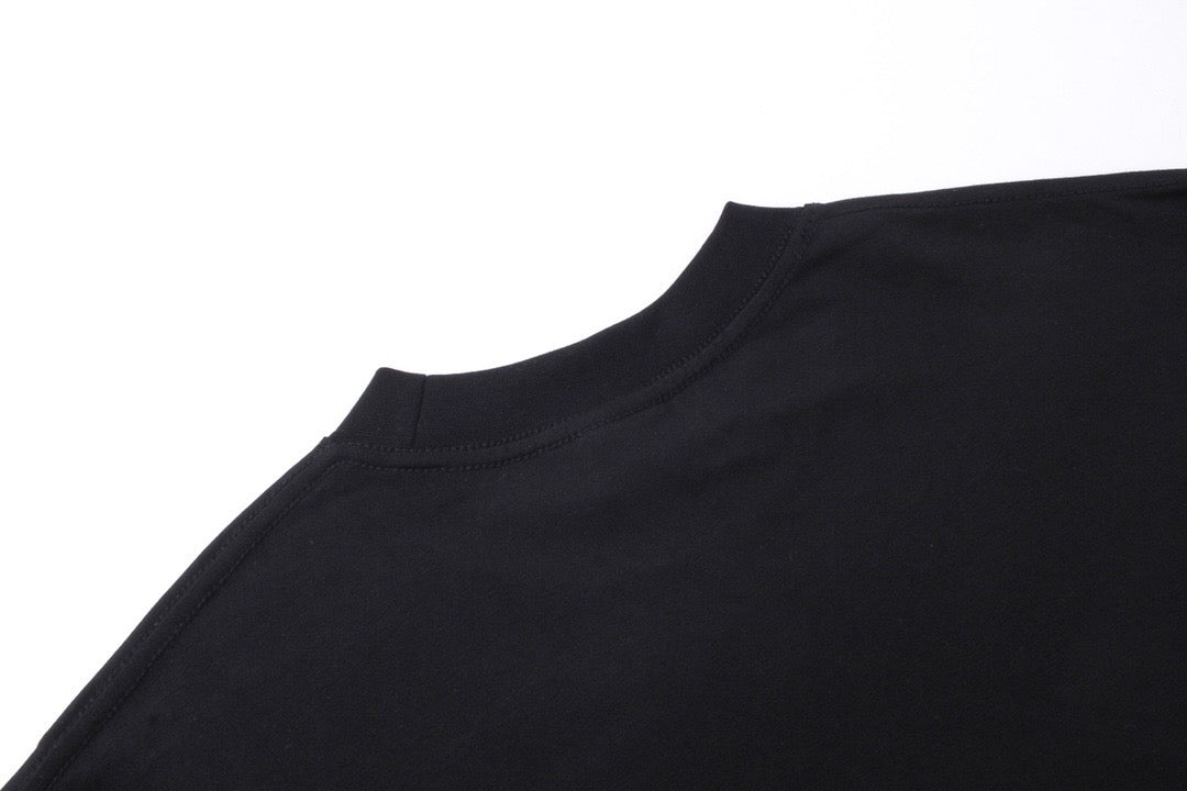 Schwarzes Sweatshirt