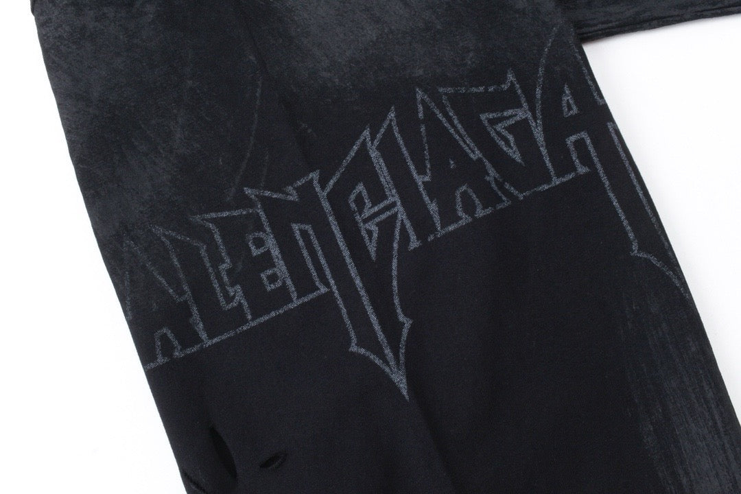 Dunkelschwarzes Sweatshirt