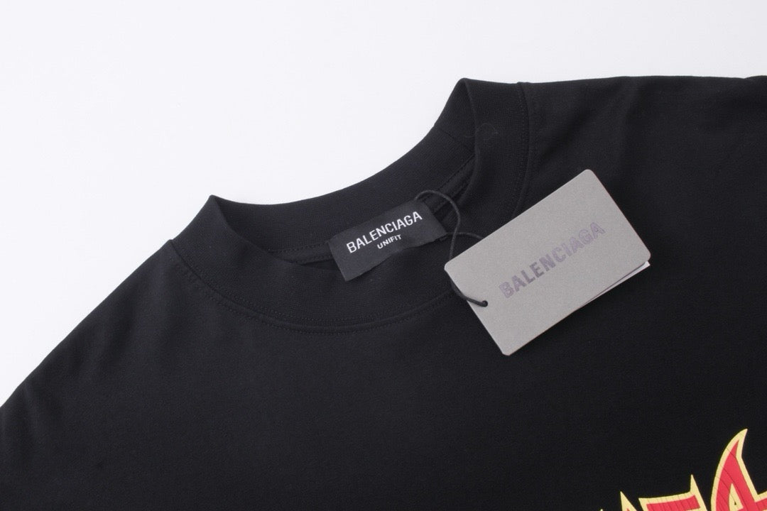 سويت شيرت أسود ورمادي