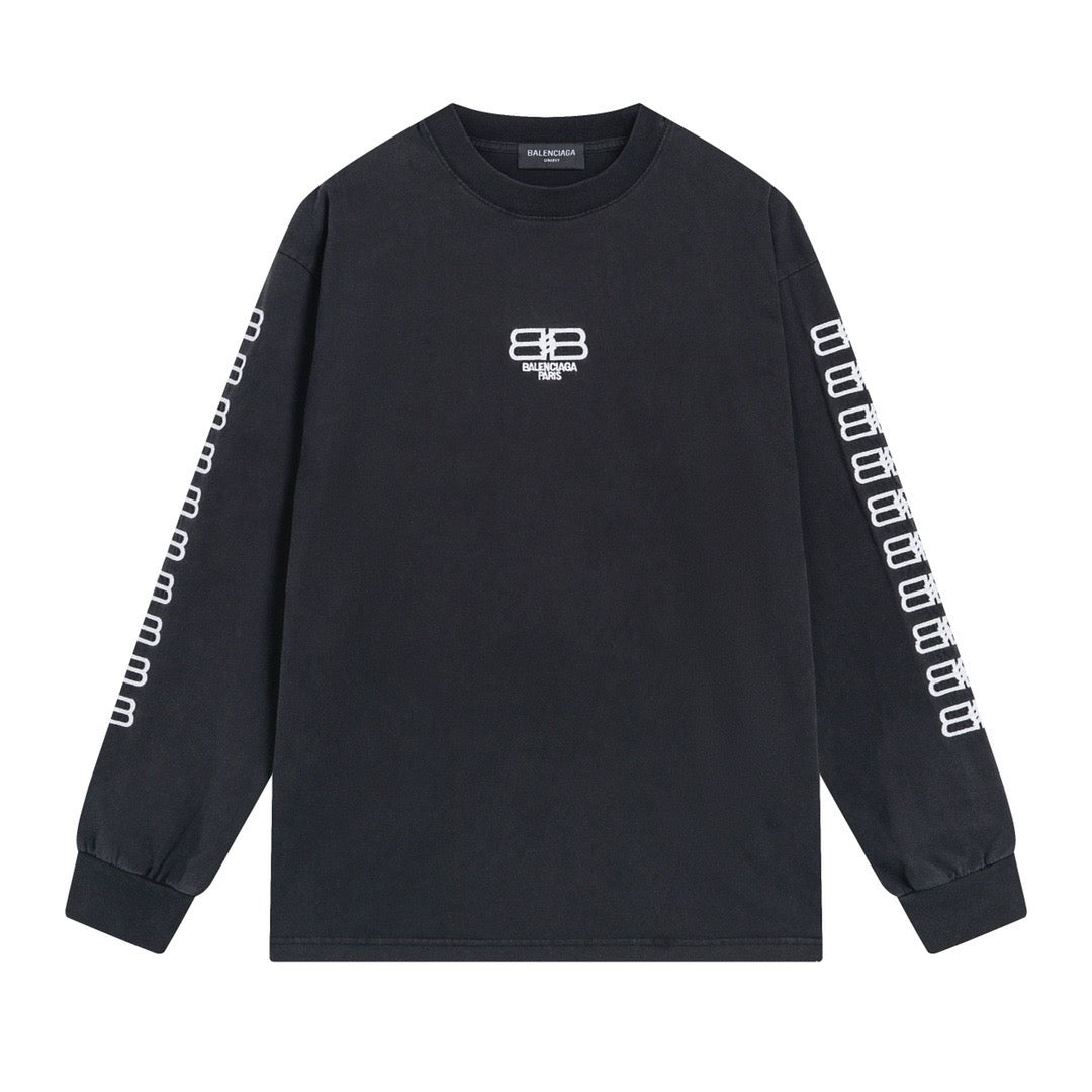 Schwarzes Sweatshirt