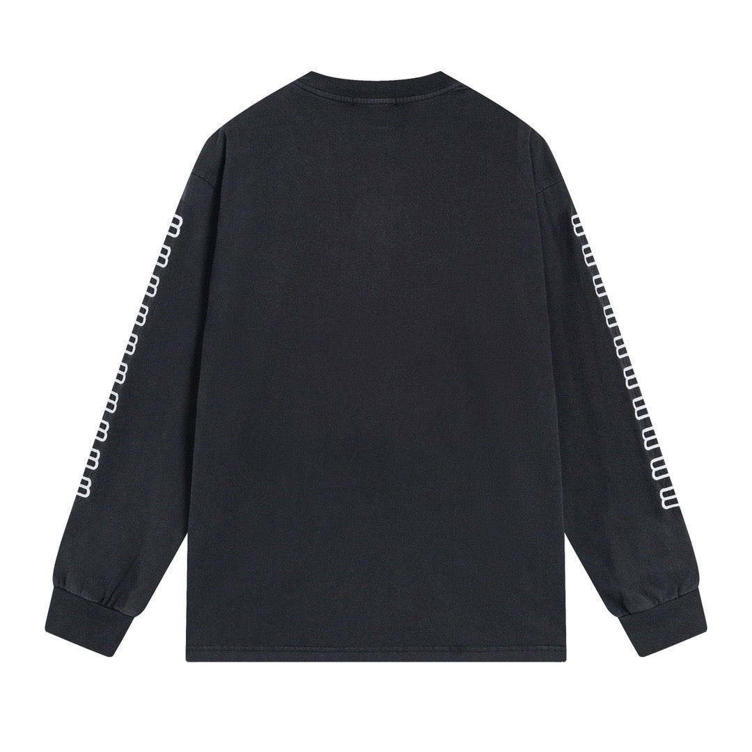 Schwarzes Sweatshirt