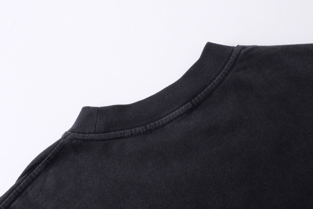 Schwarzes Sweatshirt
