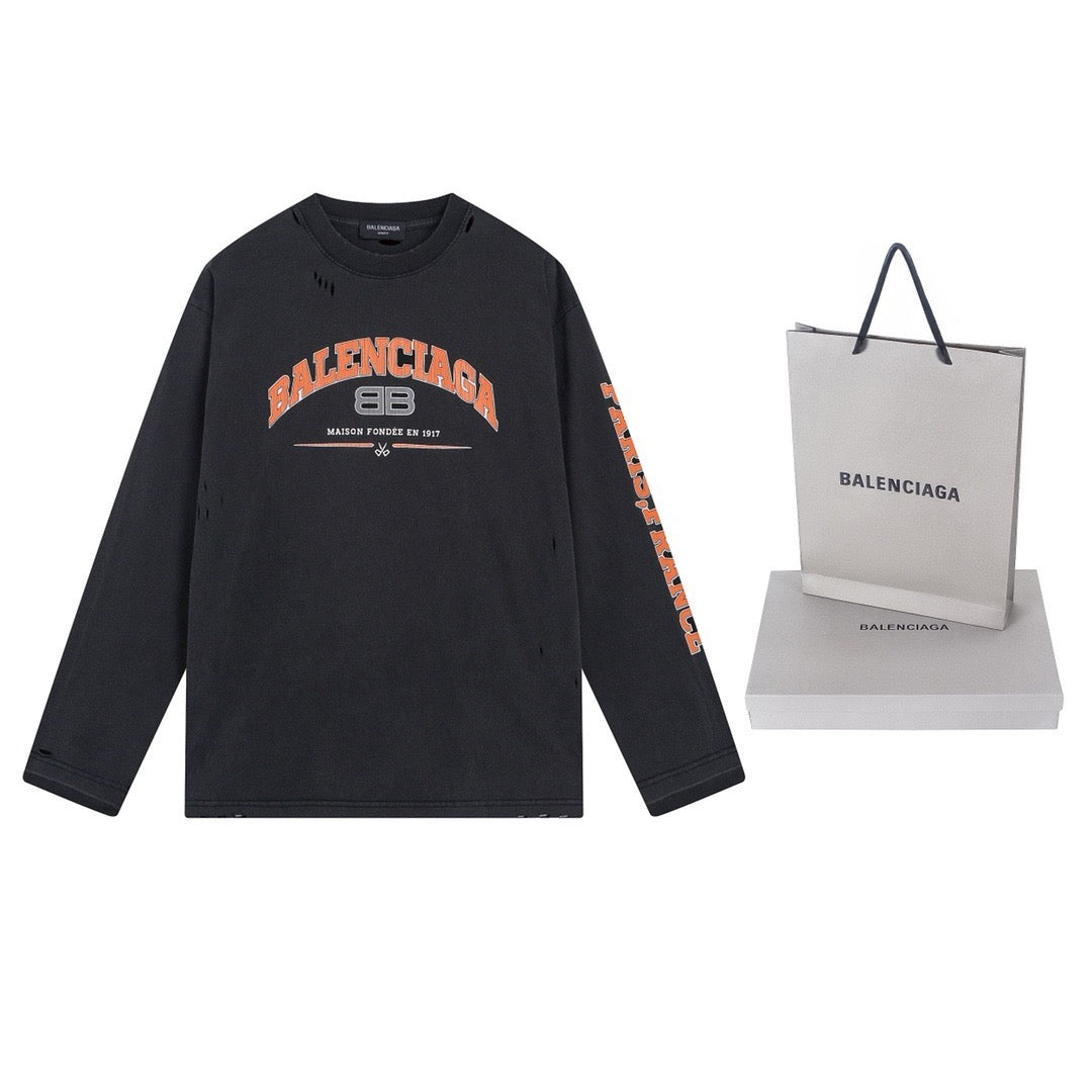 Schwarzes Sweatshirt