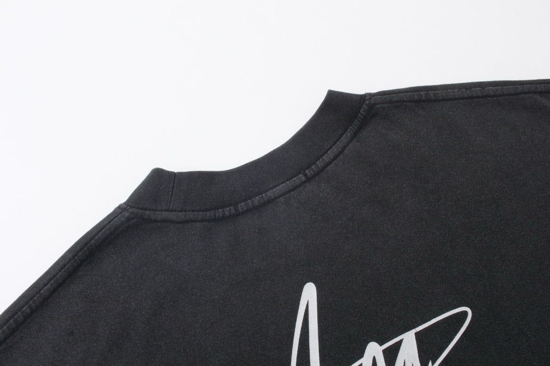 Schwarzes Sweatshirt