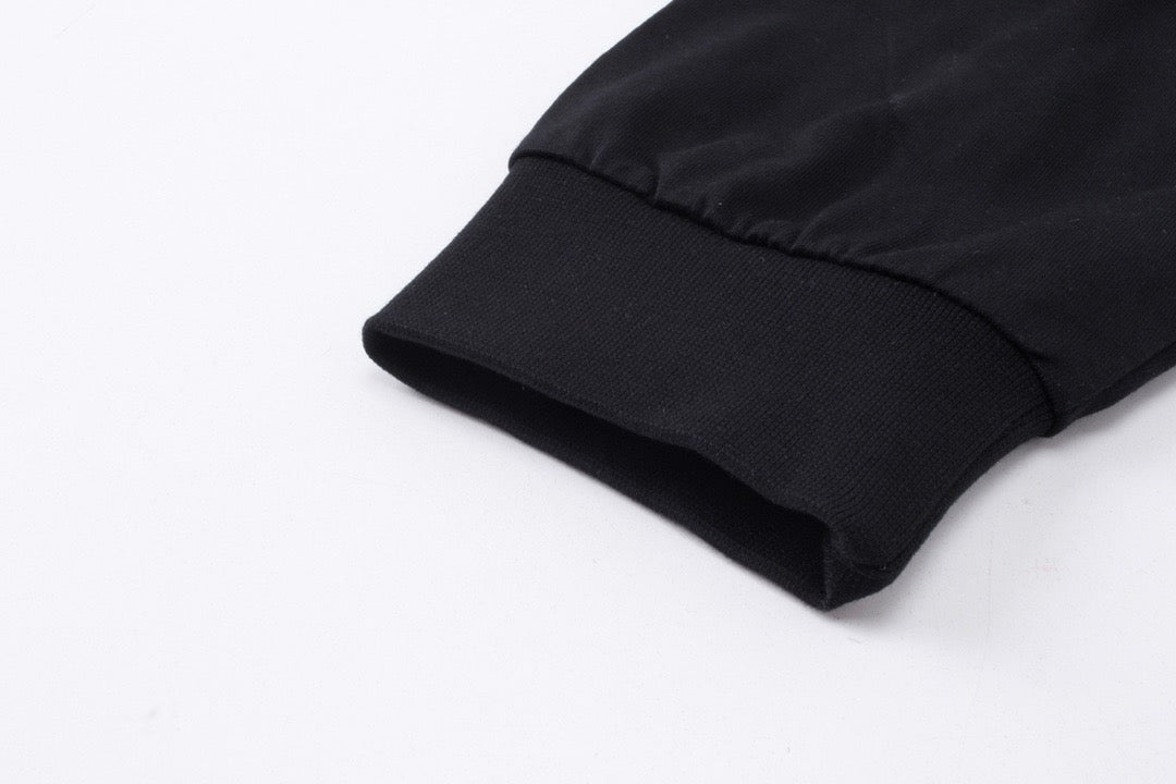 Schwarzes Sweatshirt
