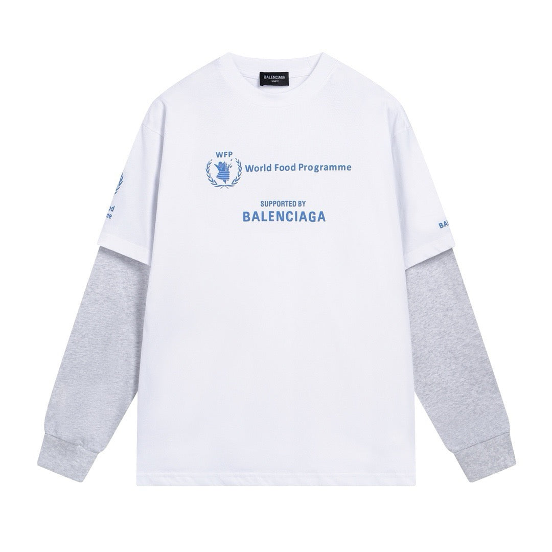 Weißes Sweatshirt
