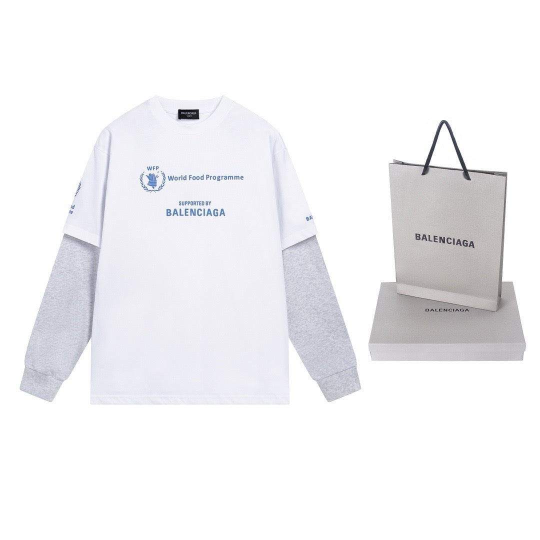 Weißes Sweatshirt