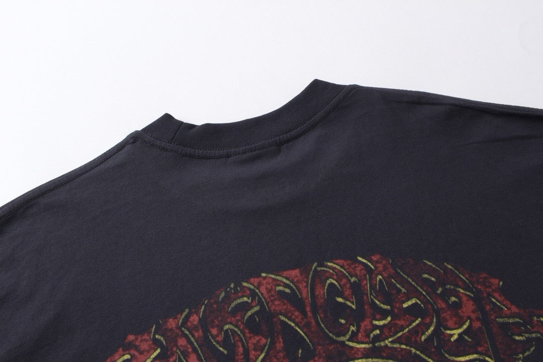 سويت شيرت باللونين الأسود والوردي